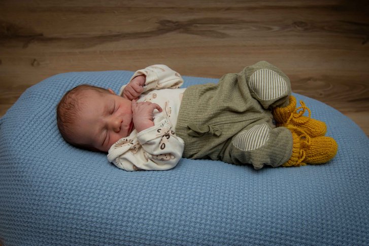 Lenny James