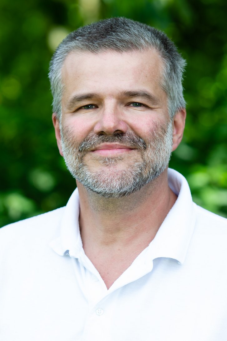 Thomas Nenov