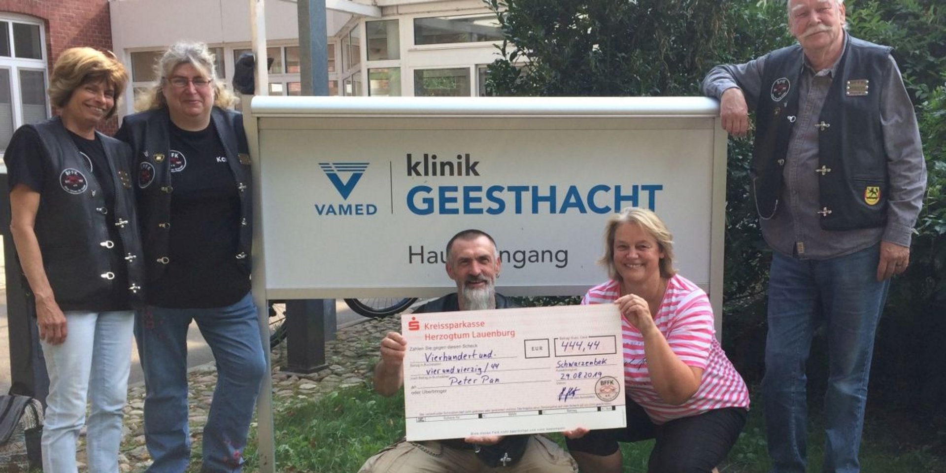 Biker spenden für Kinder